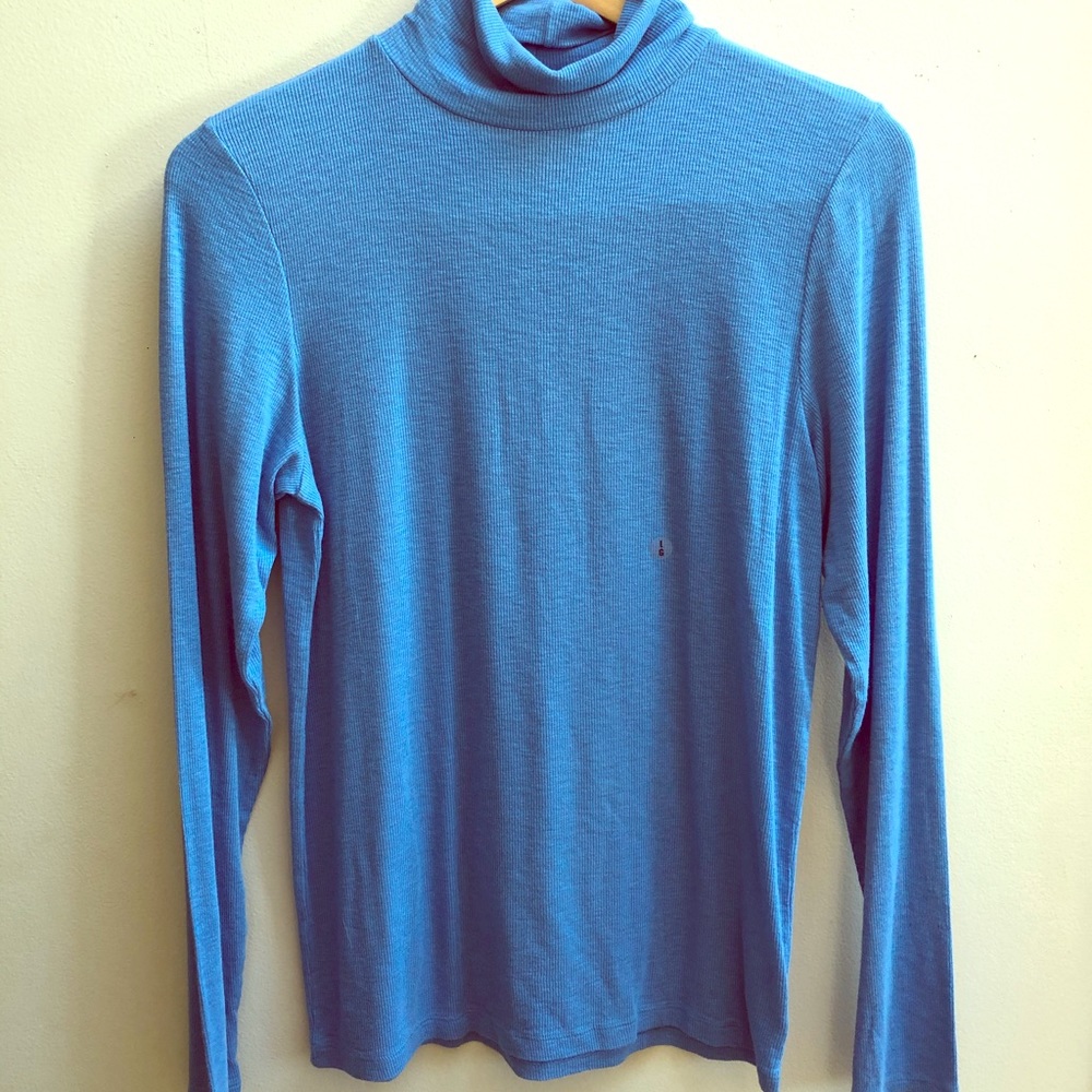 NWT Aerie top